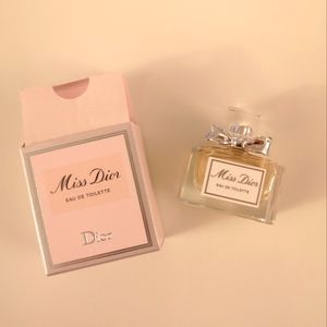 Dior Miss Dior Eau de Parfum mini size